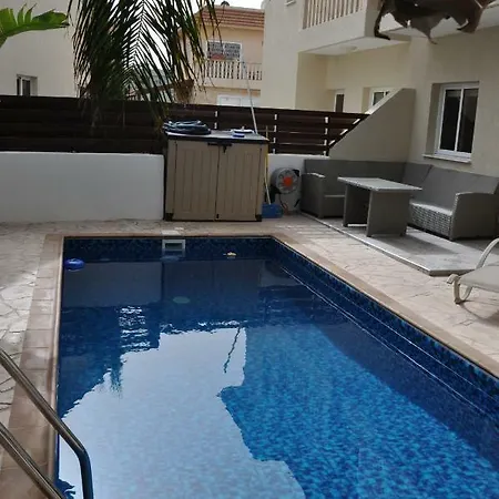 Lakeview * Paralimni