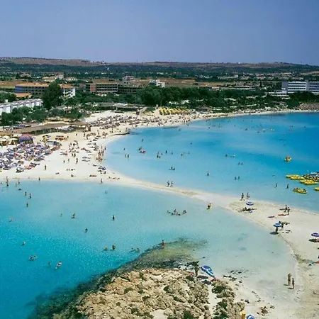 Lakeview Сasa de vacaciones Paralimni