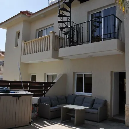 Сasa de vacaciones Lakeview Paralimni